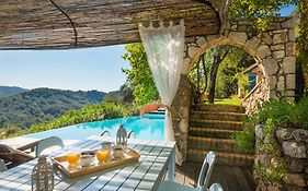 Villa Melolia