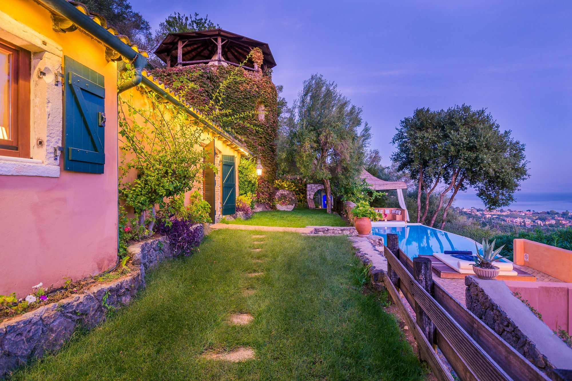 Villa Melolia Ipsos Exterior photo