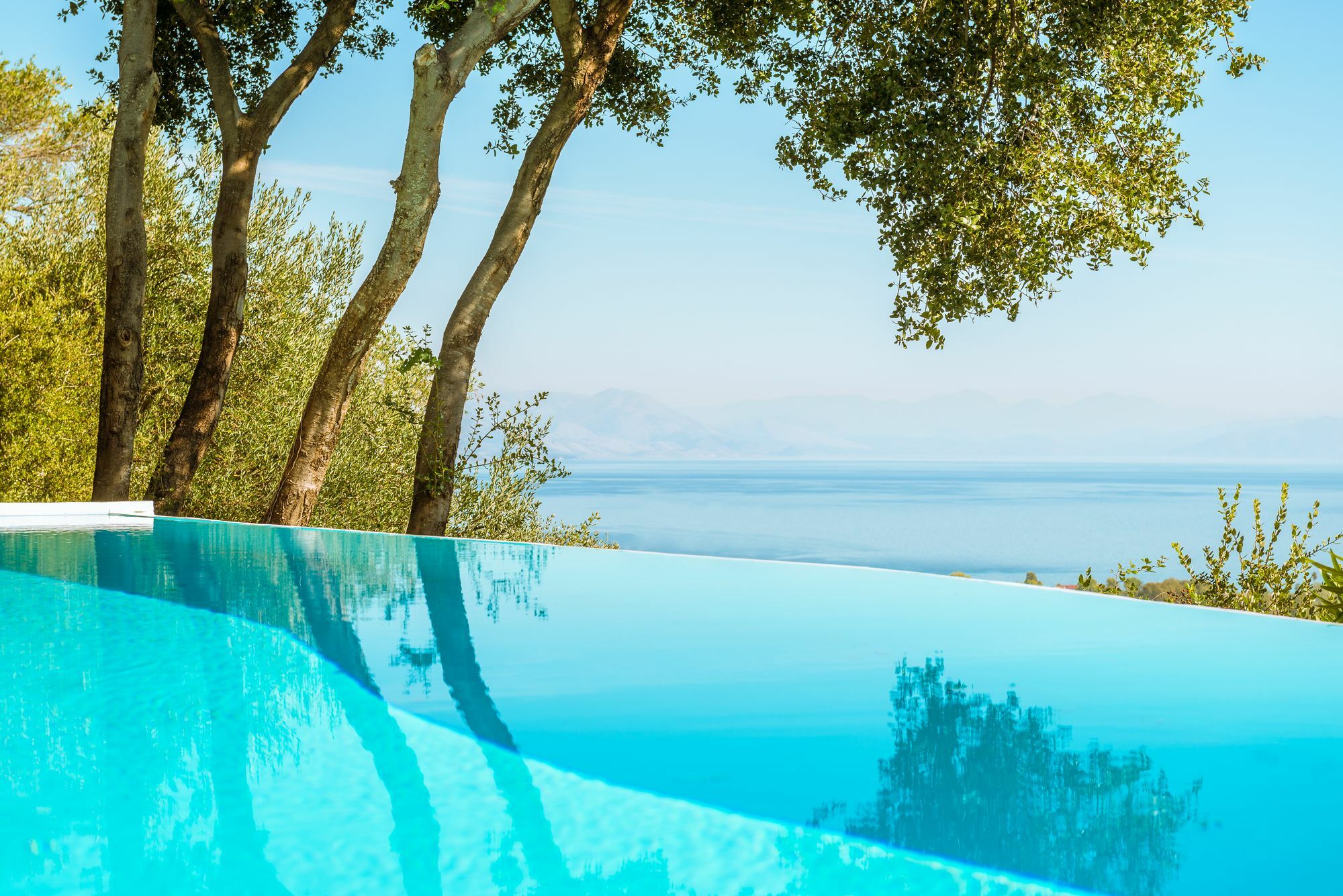 Villa Melolia Ipsos Exterior photo